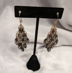 ❄️❄️ 5/$20❄️❄️ Fashion Jewelry Pierced Earrings Gold Tone Beaded